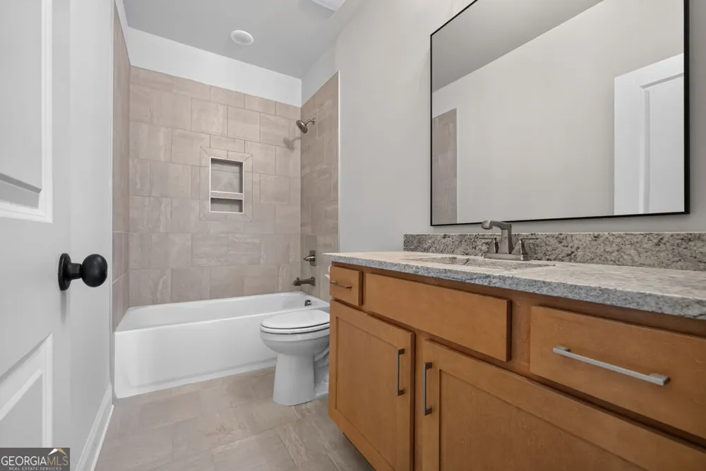 5808 Mitchell ST Flowery Branch, GA 30542