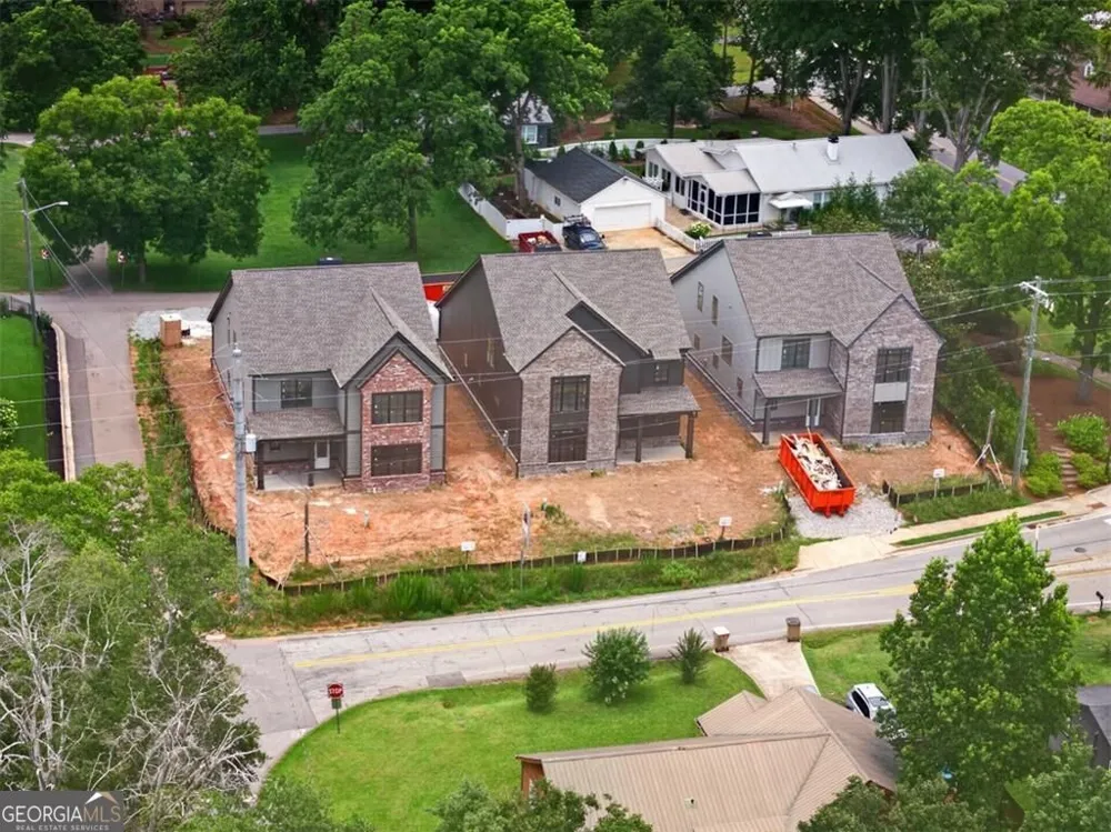 5808 Mitchell ST Flowery Branch, GA 30542