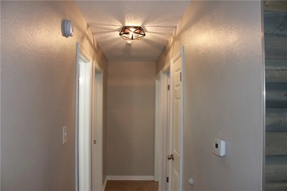 6806 Lunar Drive Austin, TX 78745