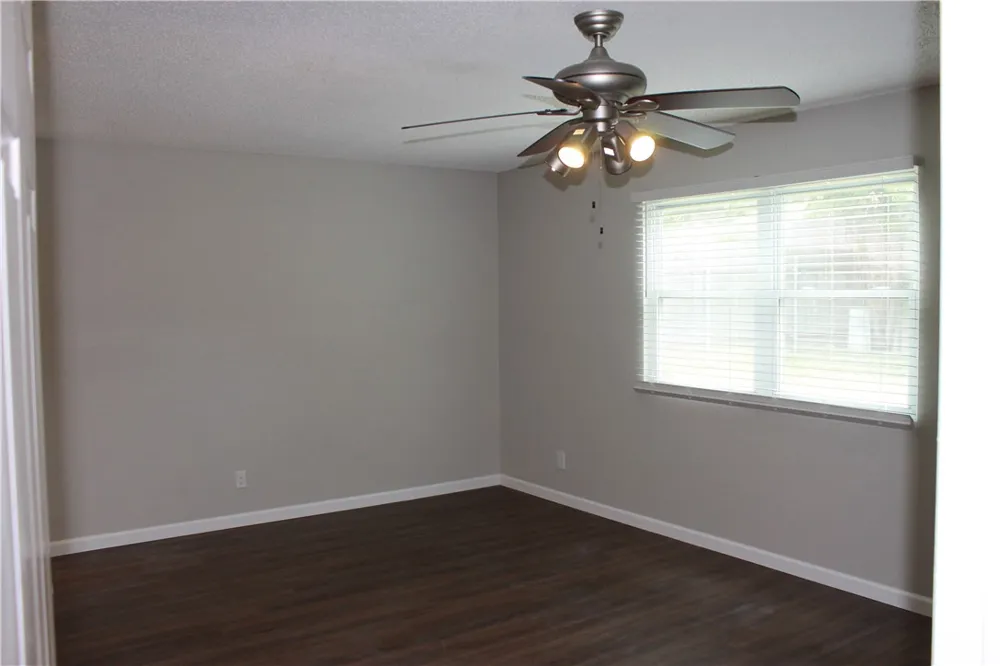 6806 Lunar Drive Austin, TX 78745
