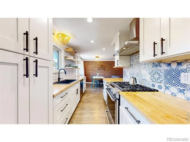5280 Garrison Street Arvada, CO 80002