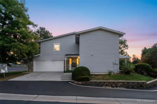 2724 S Xanadu Way Aurora, CO 80014