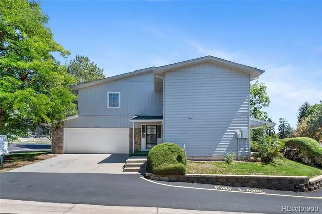2724 S Xanadu Way Aurora, CO 80014