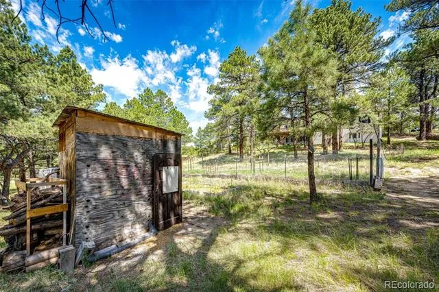 40400 Moon Stone Court Deer Trail, CO 80105