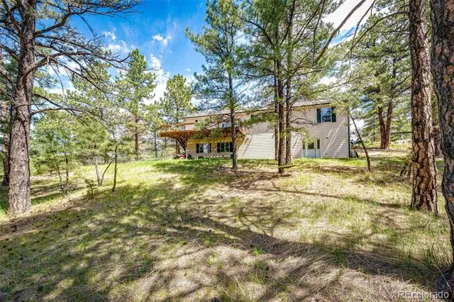 40400 Moon Stone Court Deer Trail, CO 80105