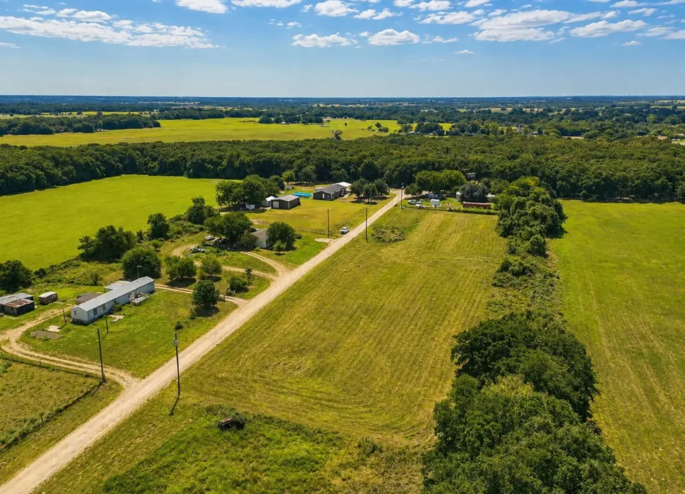 Alto Lane Gholson, TX 76705