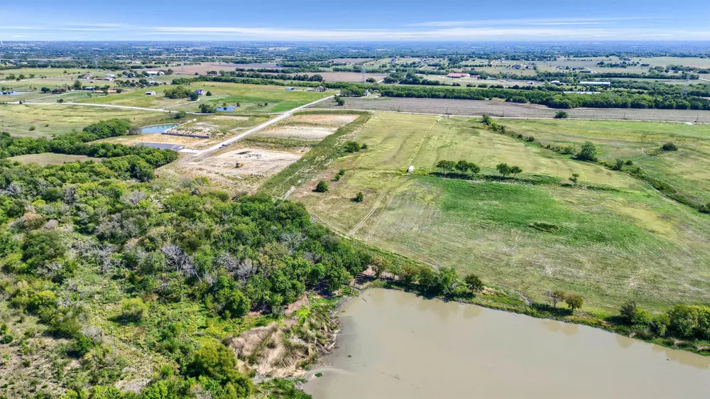12 Co Rd 174 Celina, TX 75009