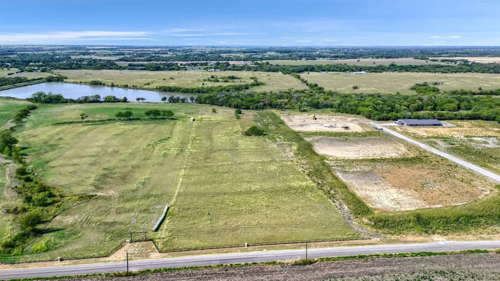 12 Co Rd 174 Celina, TX 75009