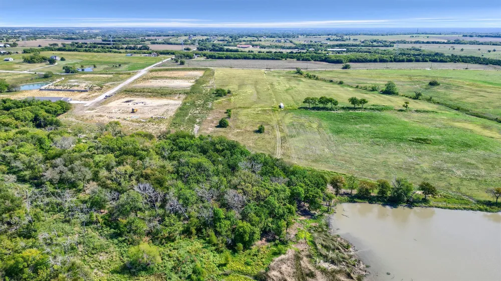12 Co Rd 174 Celina, TX 75009