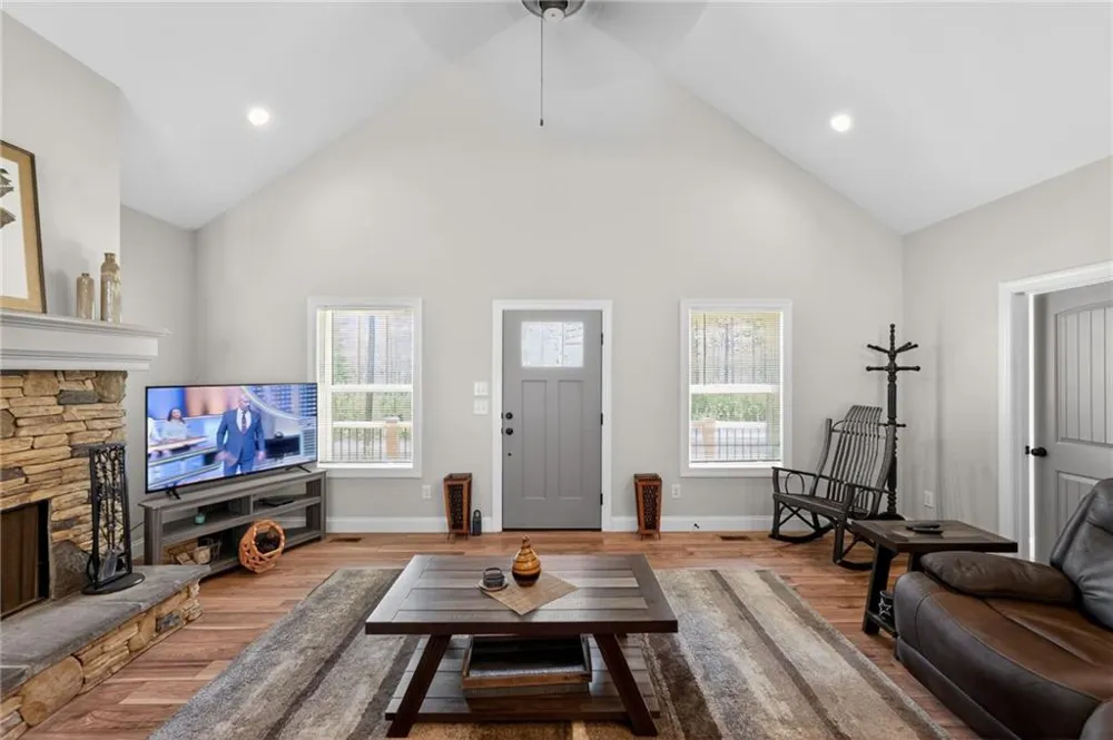 292 Highpoint Trail Blairsville, GA 30512