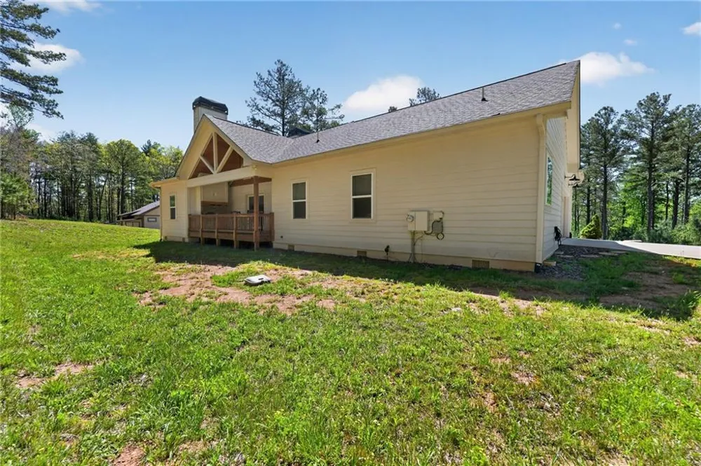 292 Highpoint Trail Blairsville, GA 30512