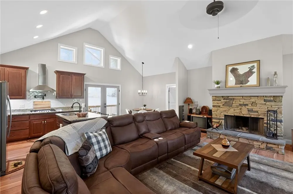 292 Highpoint Trail Blairsville, GA 30512