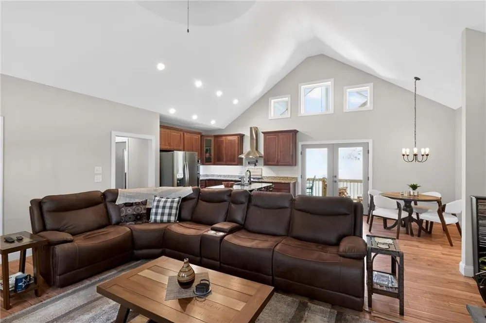 292 Highpoint Trail Blairsville, GA 30512