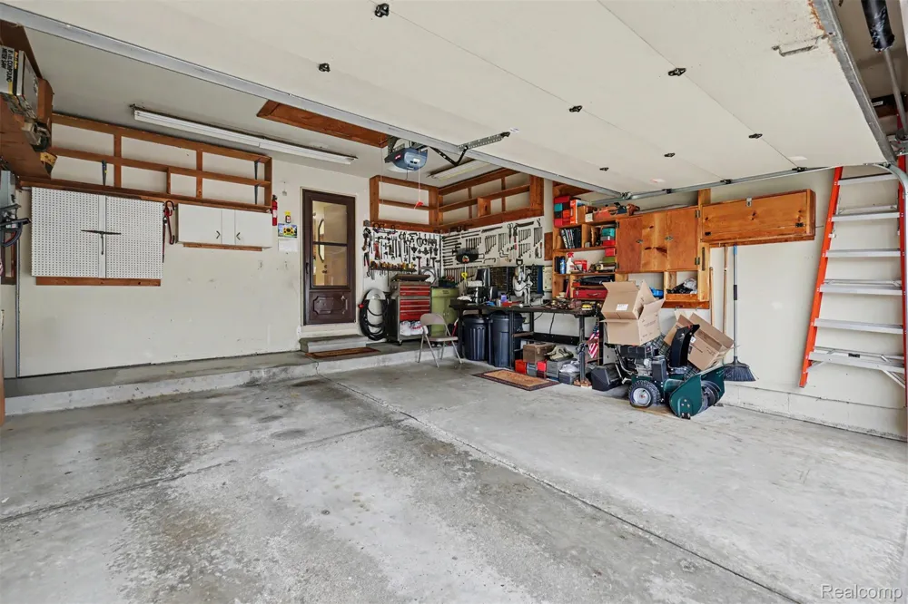 723 6th Street Wyandotte City, MI 48192