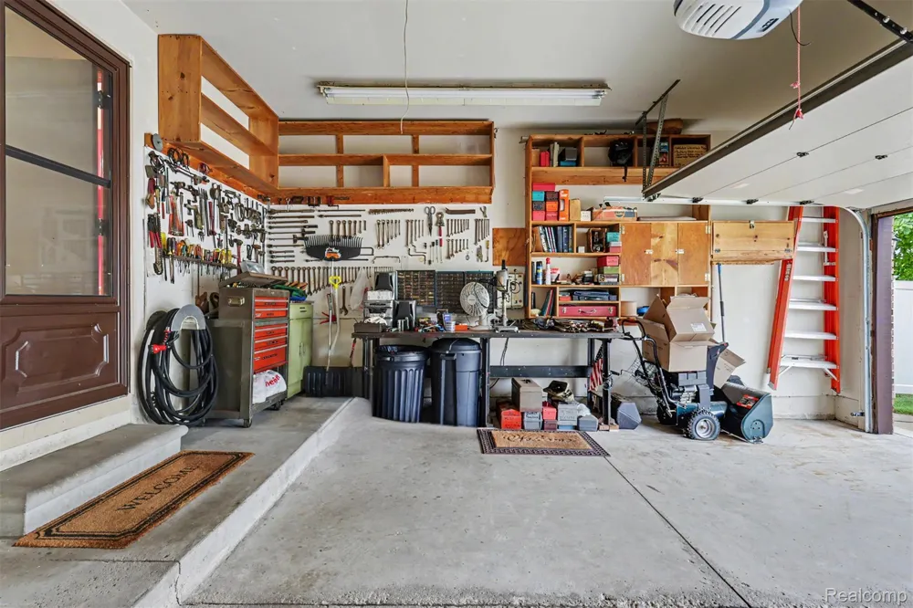 723 6th Street Wyandotte City, MI 48192