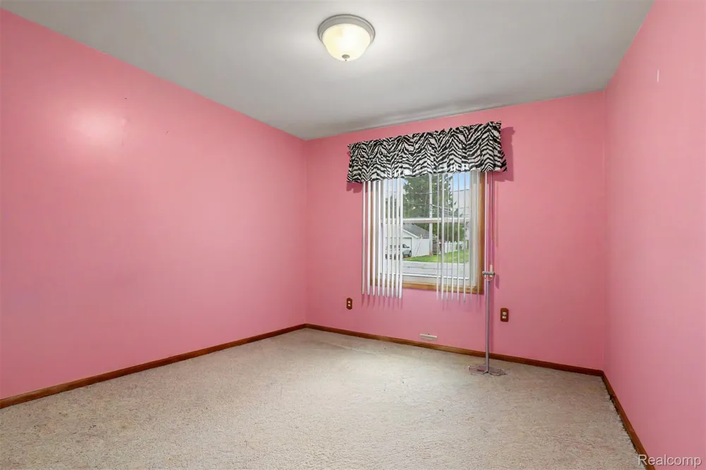723 6th Street Wyandotte City, MI 48192