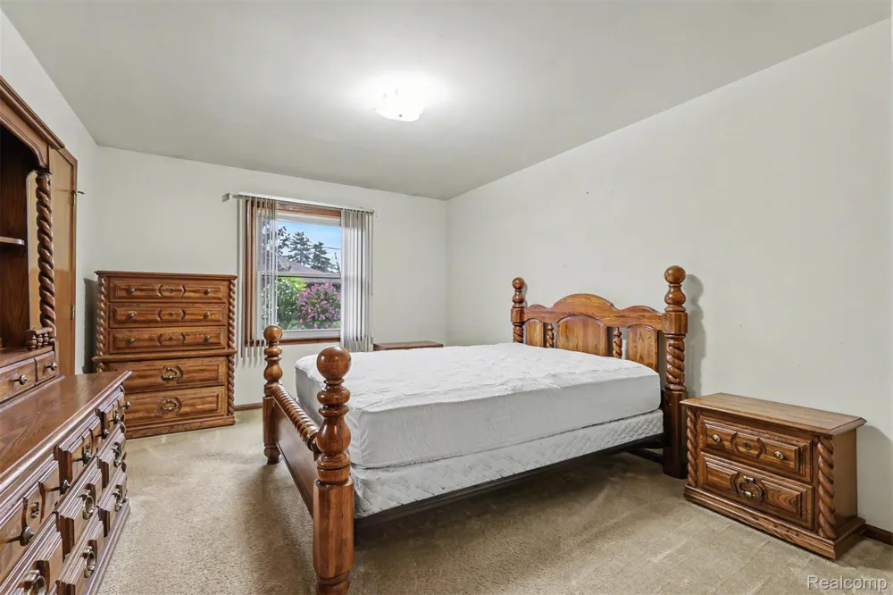 723 6th Street Wyandotte City, MI 48192