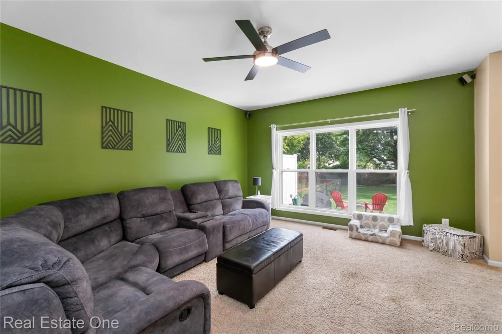 1151 Gene Drive Chelsea City, MI 48118