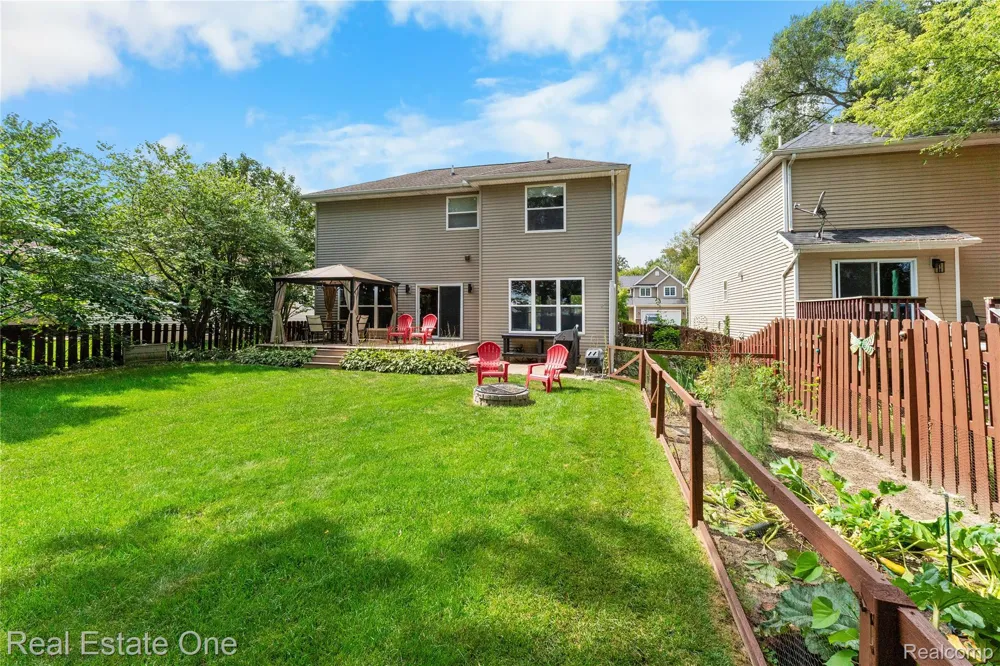 1151 Gene Drive Chelsea City, MI 48118