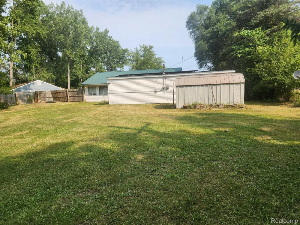 262 Betty Street Brandon Charter Township, MI 48462