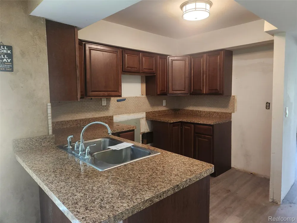 262 Betty Street Brandon Charter Township, MI 48462