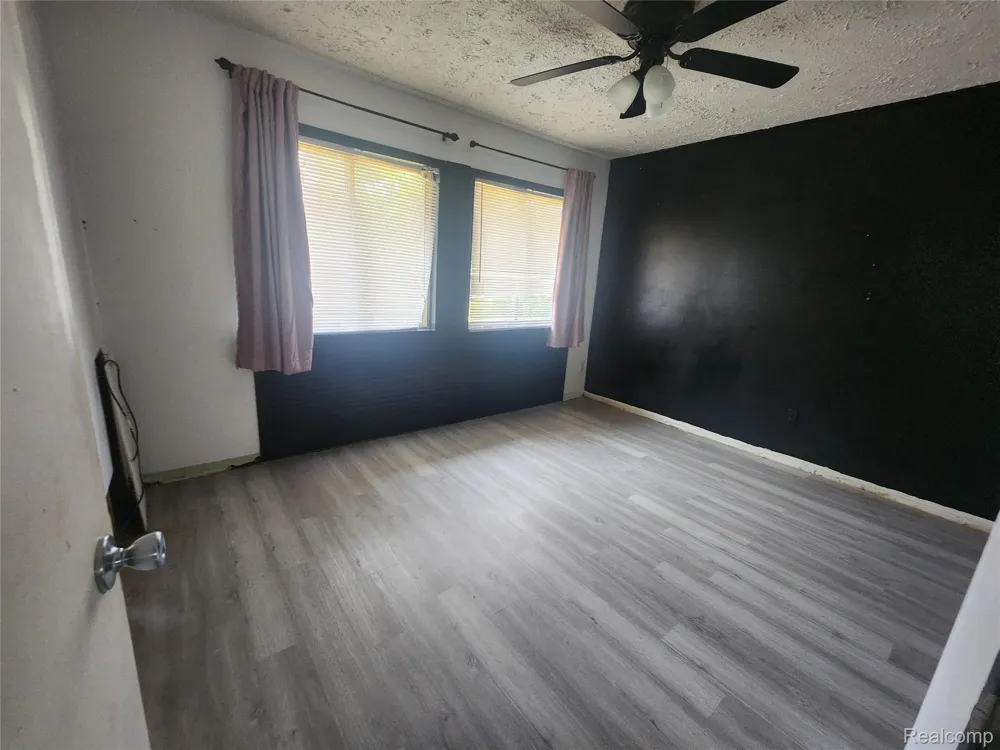 262 Betty Street Brandon Charter Township, MI 48462