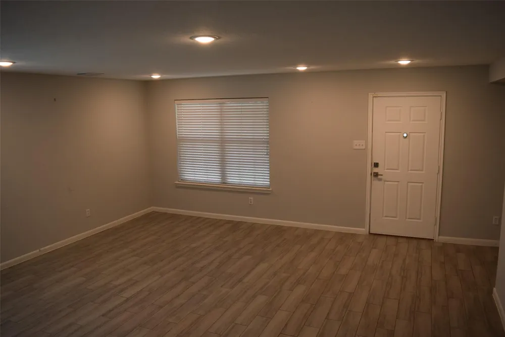 15510 Liberty Bluff Drive Houston, TX 77049