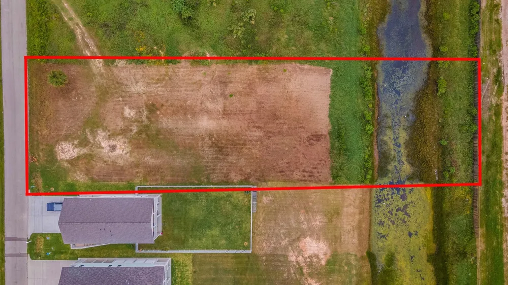 2445 103rd Street Galveston, TX 77554