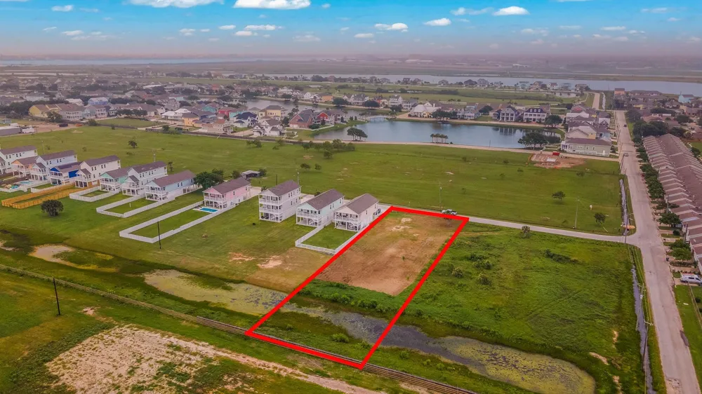 2445 103rd Street Galveston, TX 77554