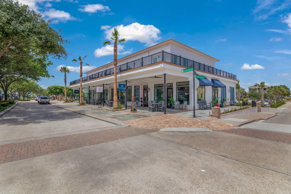 2445 103rd Street Galveston, TX 77554
