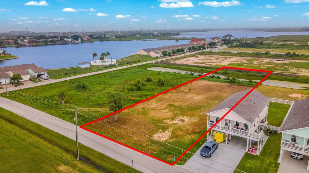 2445 103rd Street Galveston, TX 77554