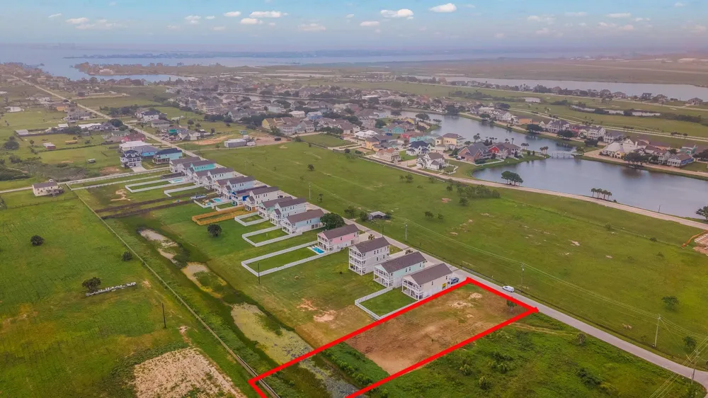 2445 103rd Street Galveston, TX 77554