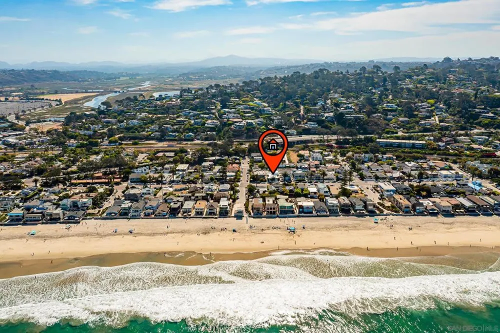 1943 Coast #A Del Mar, CA 92014