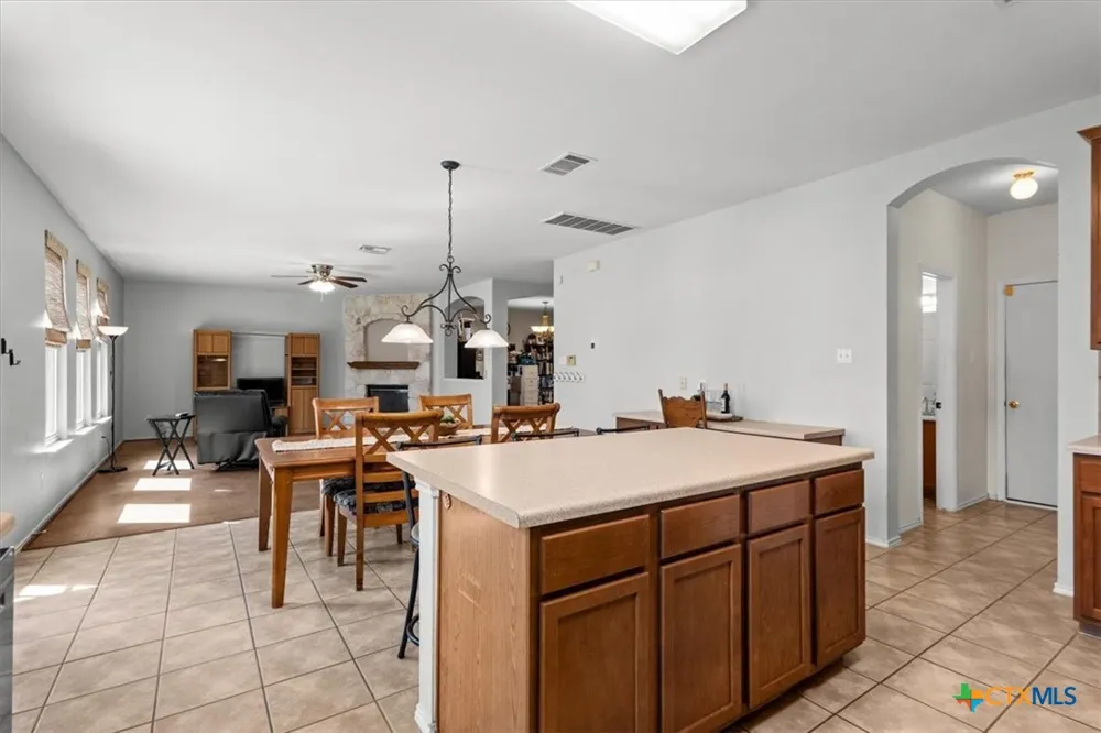 118 Rio Grande Drive Kyle, TX 78640