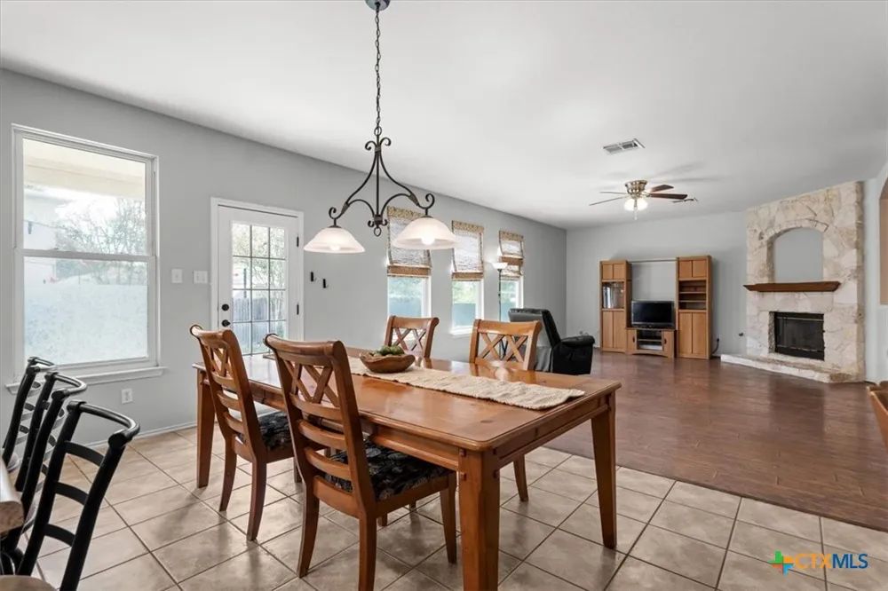 118 Rio Grande Drive Kyle, TX 78640