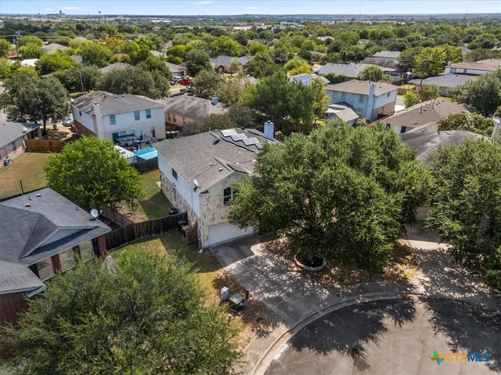 118 Rio Grande Drive Kyle, TX 78640