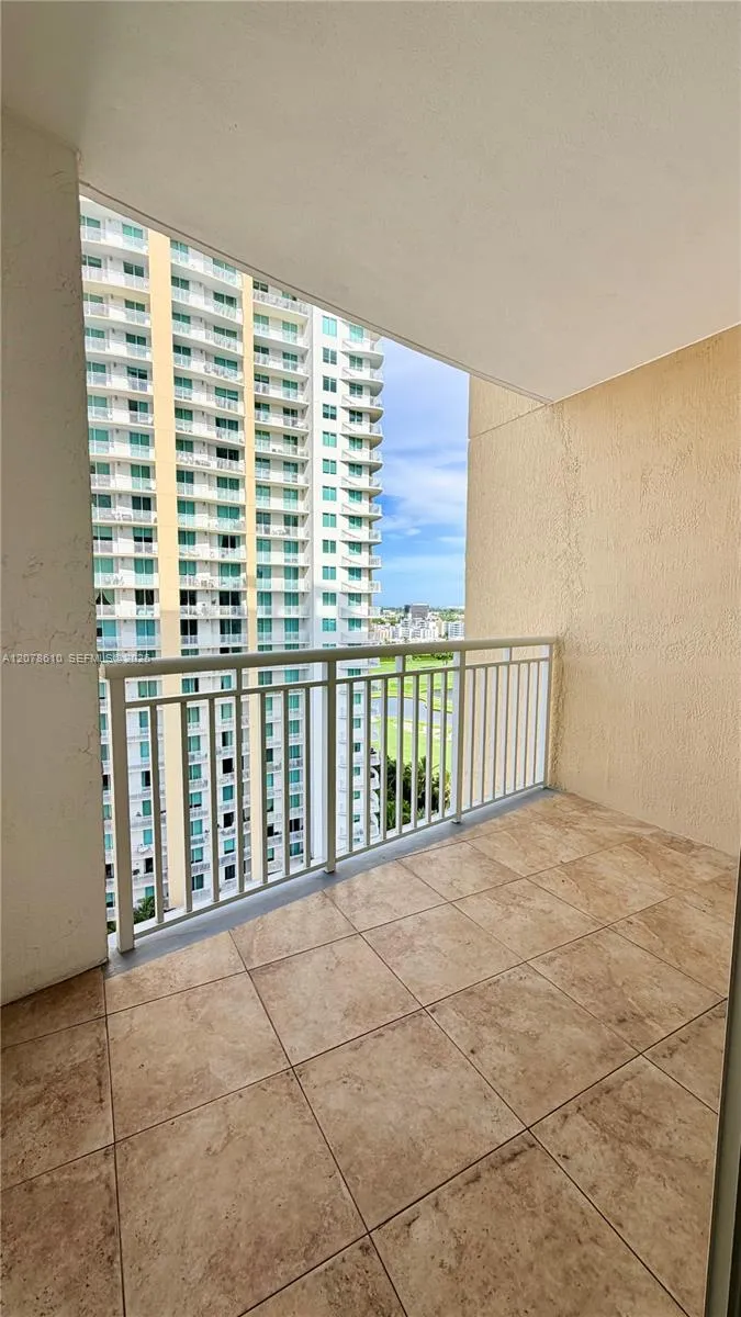 1755 E Hallandale Beach Blvd #1408E Hallandale Beach, FL 33009