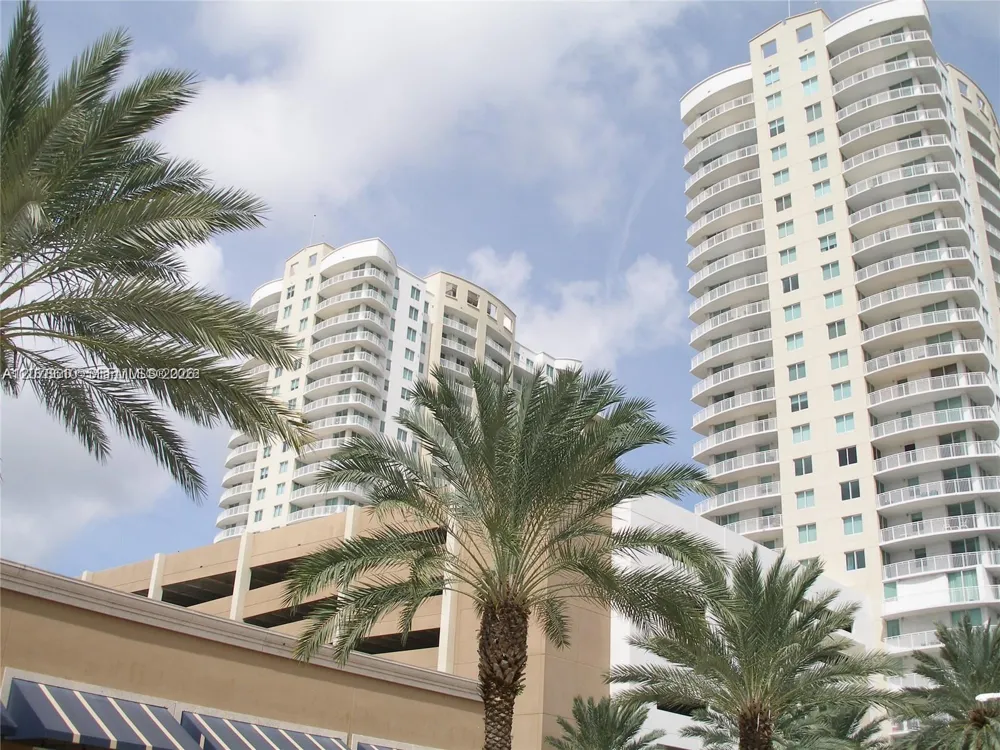 1755 E Hallandale Beach Blvd #1408E Hallandale Beach, FL 33009