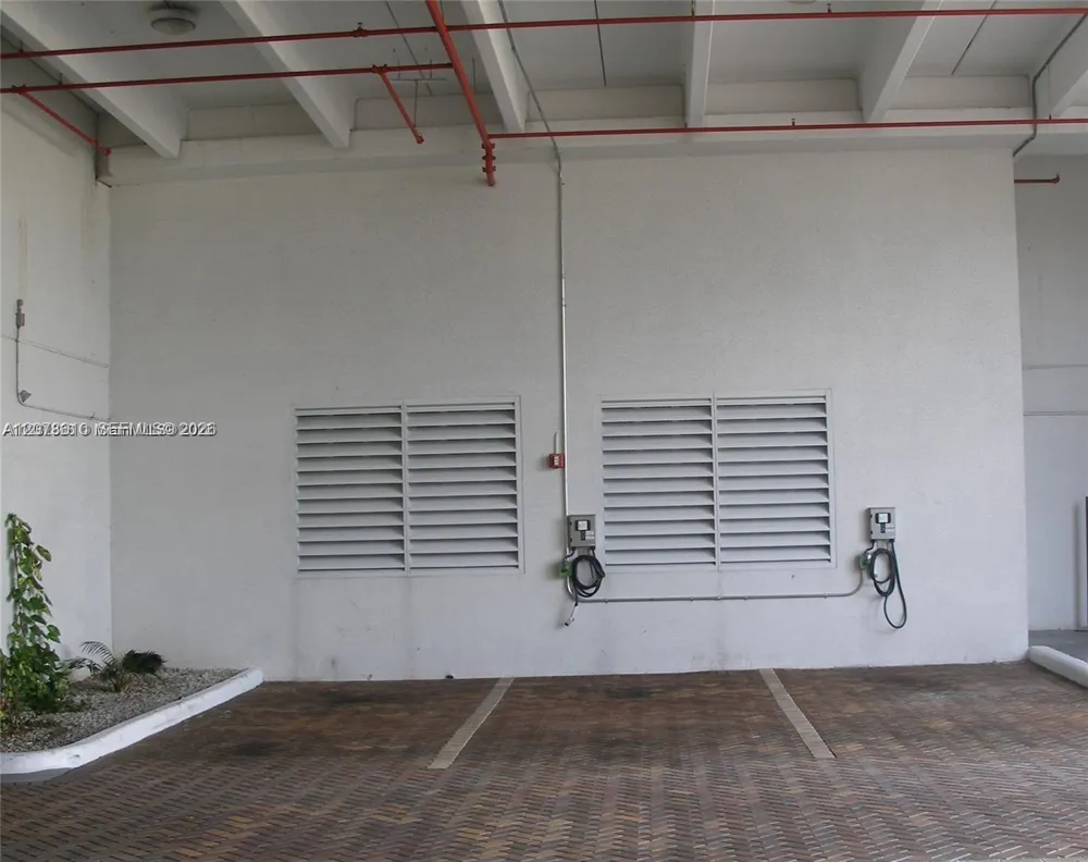 1755 E Hallandale Beach Blvd #1408E Hallandale Beach, FL 33009