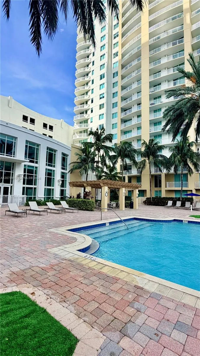 1755 E Hallandale Beach Blvd #1408E Hallandale Beach, FL 33009