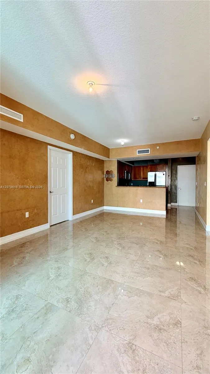 1755 E Hallandale Beach Blvd #1408E Hallandale Beach, FL 33009