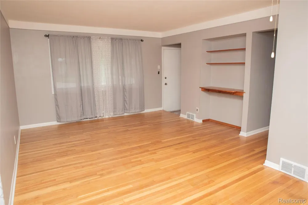 20021 Martin Road St Clair Shores City, MI 48081