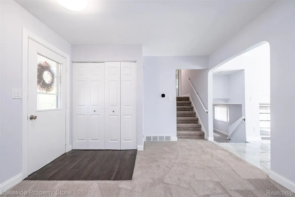 841 Driburg Drive Commerce Charter Township, MI 48390