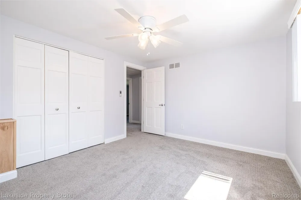 841 Driburg Drive Commerce Charter Township, MI 48390