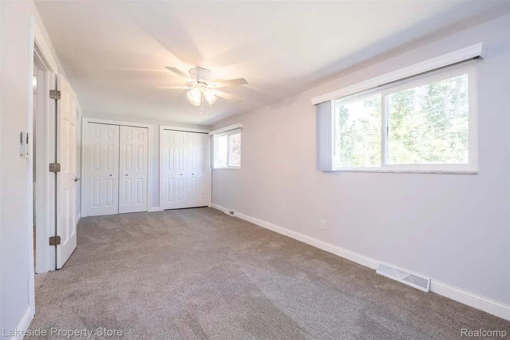 841 Driburg Drive Commerce Charter Township, MI 48390