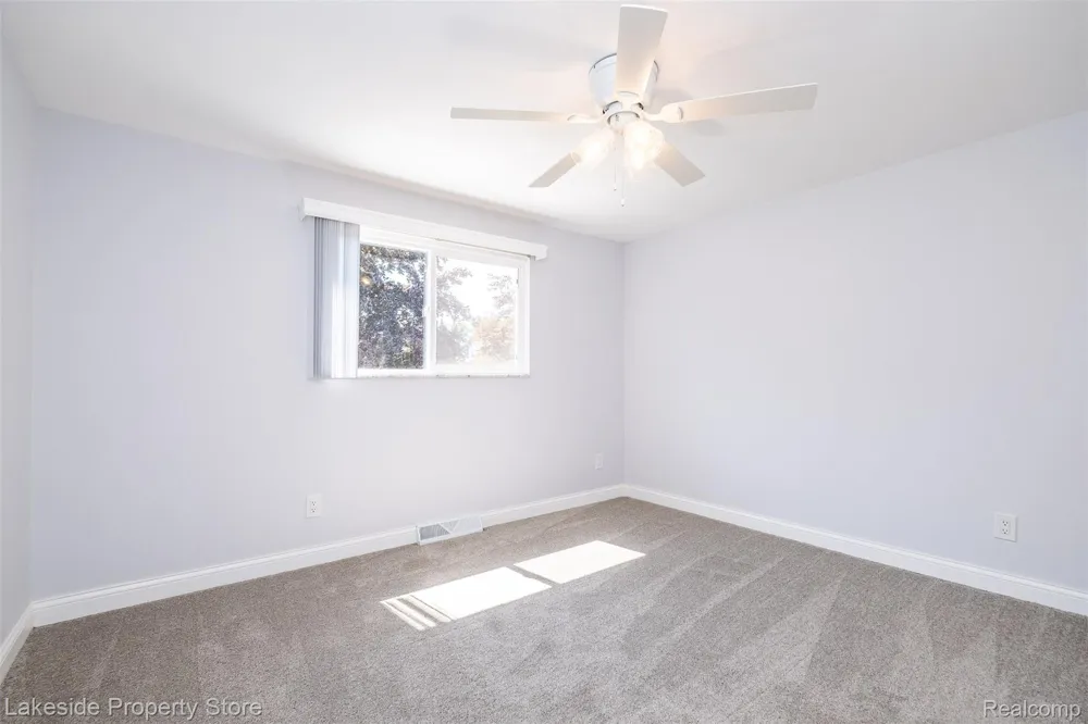 841 Driburg Drive Commerce Charter Township, MI 48390
