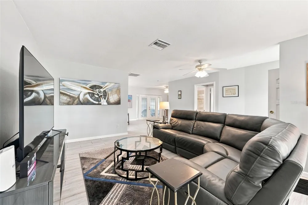 28 WALL TERRACE Redington Shores, FL 33708