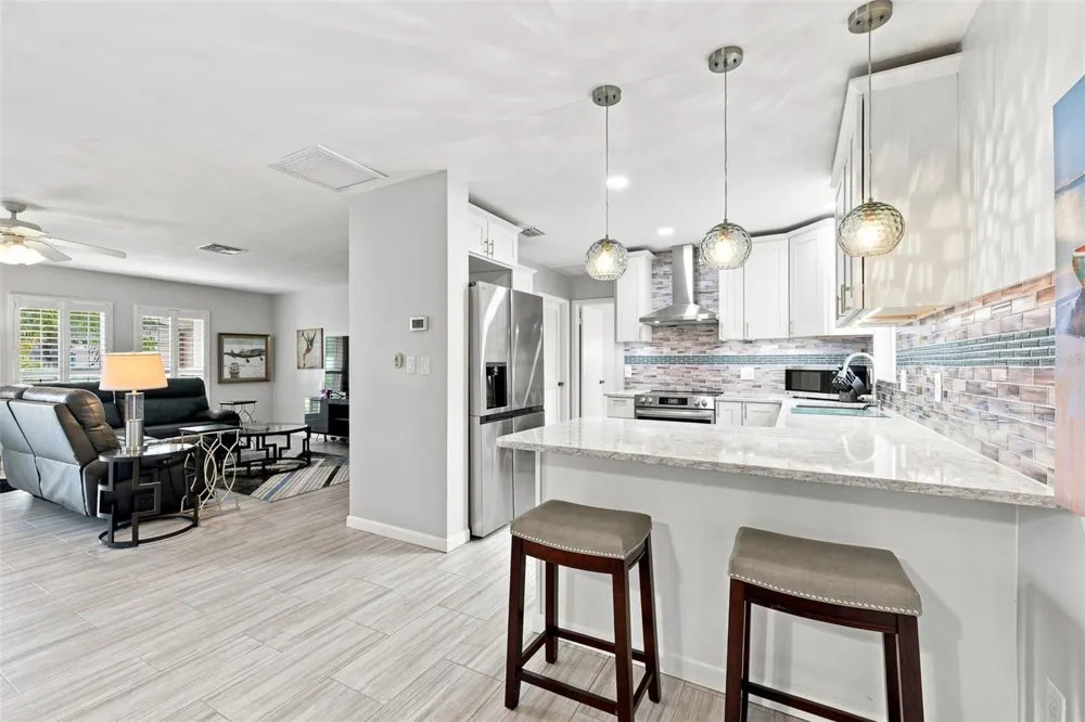 28 WALL TERRACE Redington Shores, FL 33708