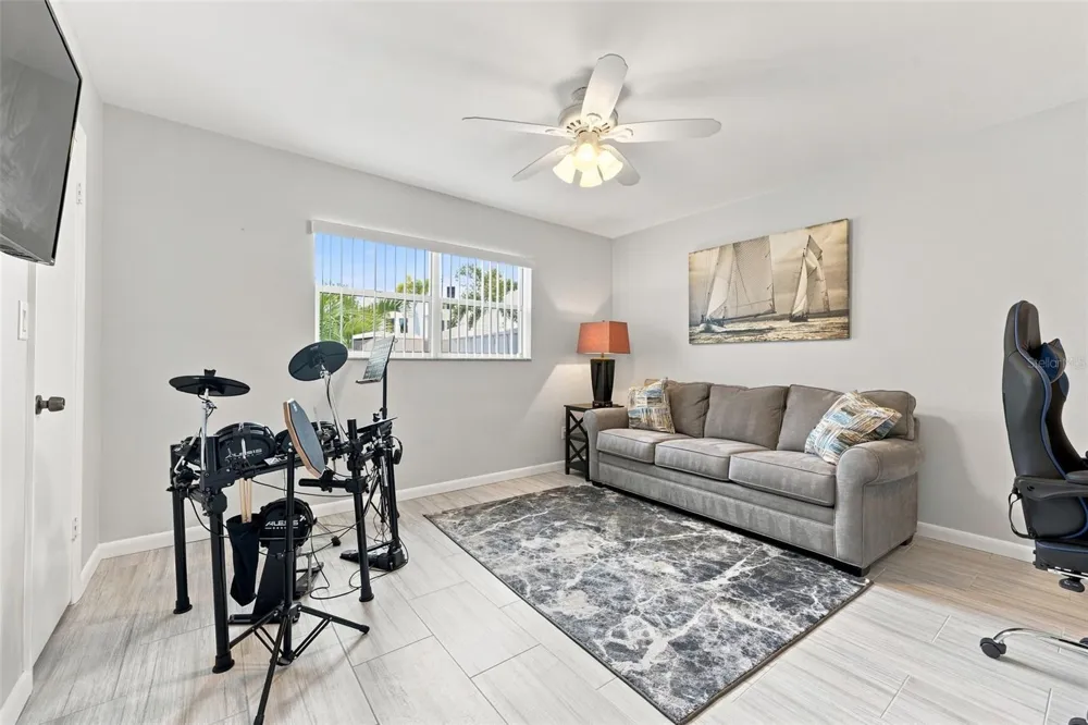28 WALL TERRACE Redington Shores, FL 33708