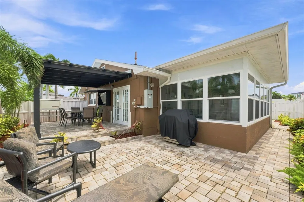 28 WALL TERRACE Redington Shores, FL 33708
